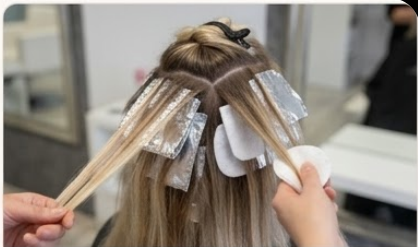 Strähnen und Highlights Balayage Technik